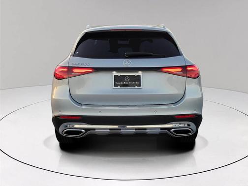 2026 Mercedes-Benz GLC 300 Base