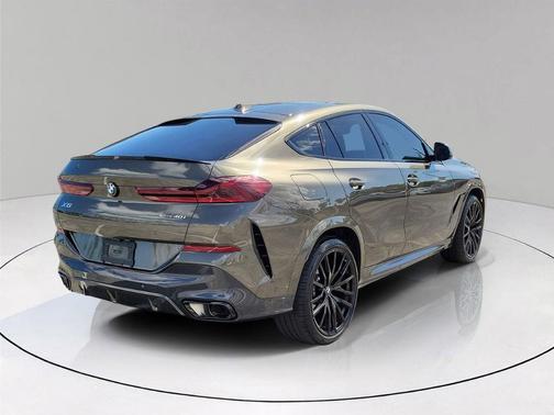 2025 BMW X6 xDrive40i