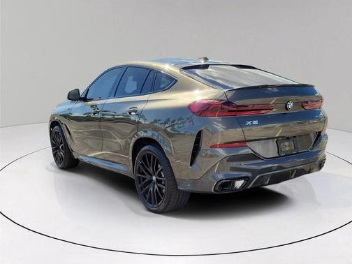 2025 BMW X6 xDrive40i