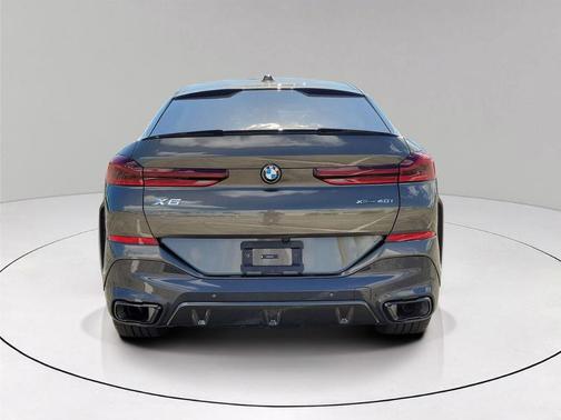 2025 BMW X6 xDrive40i