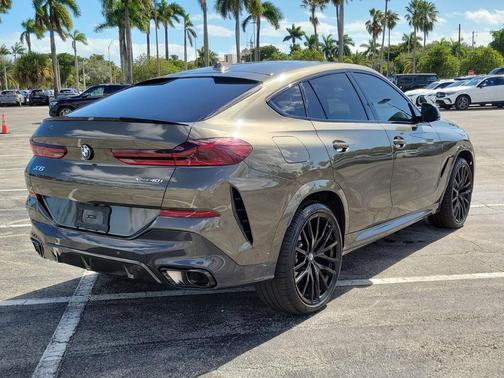 2025 BMW X6 xDrive40i