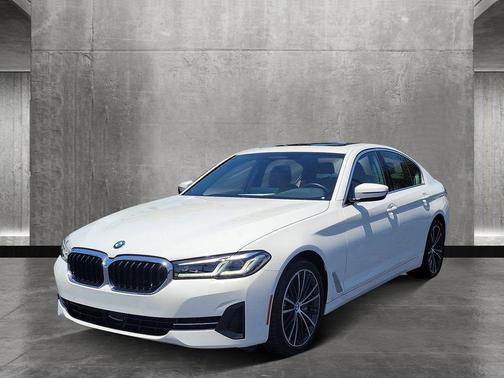 2022 BMW 540 i