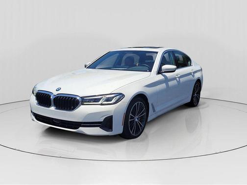 2022 BMW 540 i