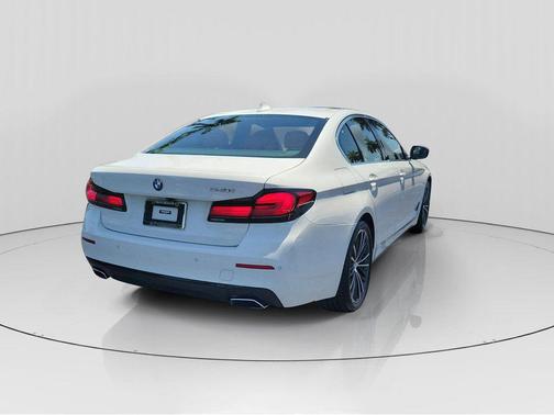 2022 BMW 540 i