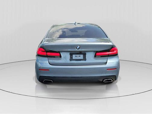 2021 BMW 530 i xDrive