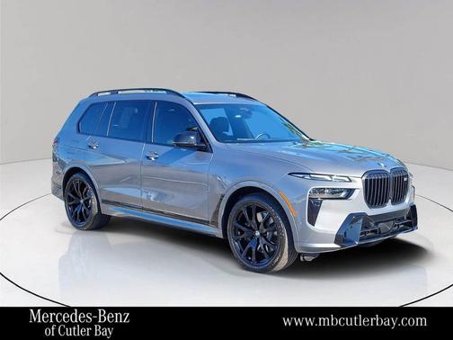 2024 BMW X7 M60i