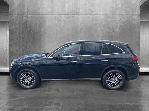 2024 Mercedes-Benz GLC 300 Base