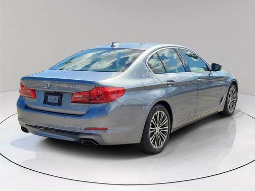 2019 BMW 540 i