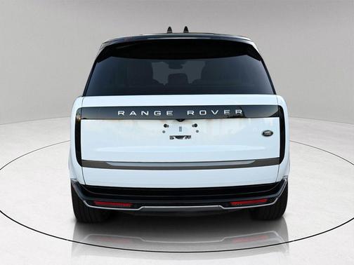 2023 Land Rover Range Rover P530 SE