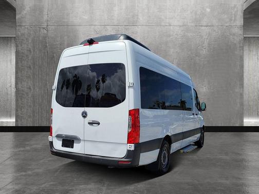 2021 Mercedes-Benz Sprinter 2500 High Roof