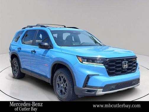 Sky 2024 Honda Pilot TrailSport