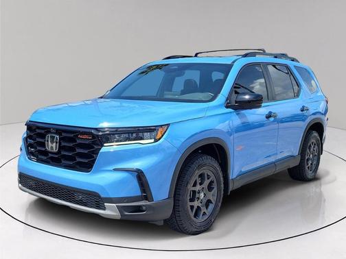 Sky 2024 Honda Pilot TrailSport