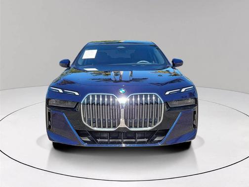 2024 BMW 760 760i xDrive
