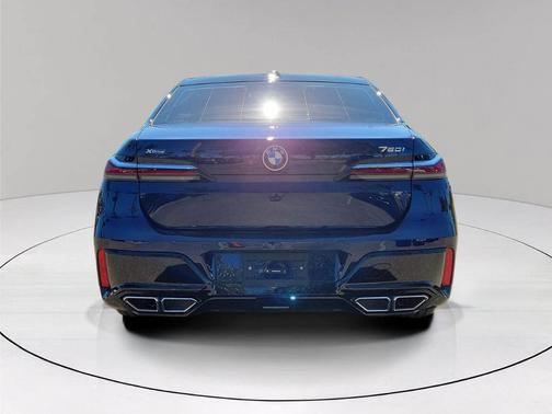 2024 BMW 760 760i xDrive