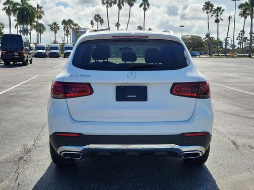 2021 Mercedes-Benz GLC 300 Base