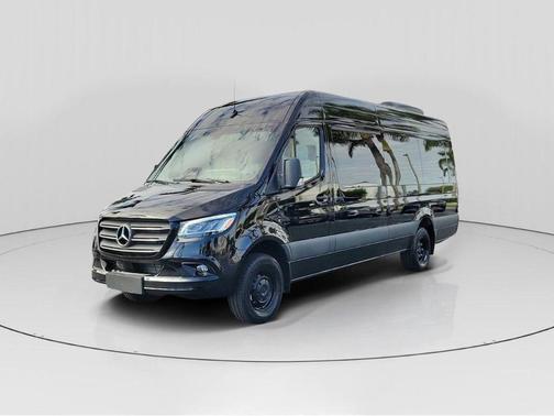 2025 Mercedes-Benz Sprinter 3500XD High Roof