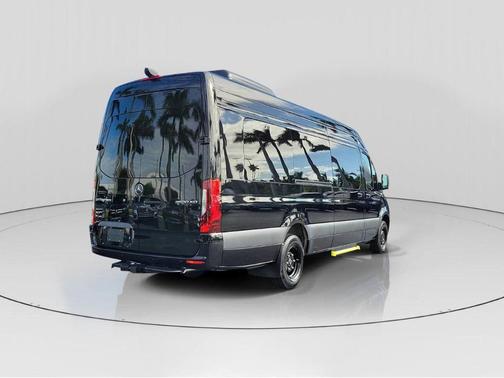 2025 Mercedes-Benz Sprinter 3500XD High Roof