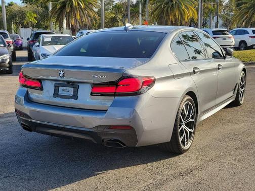 2021 BMW 540 i