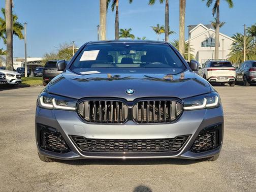 2021 BMW 540 i