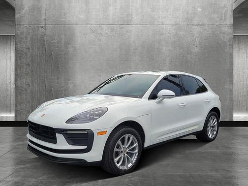 2024 Porsche Macan Base