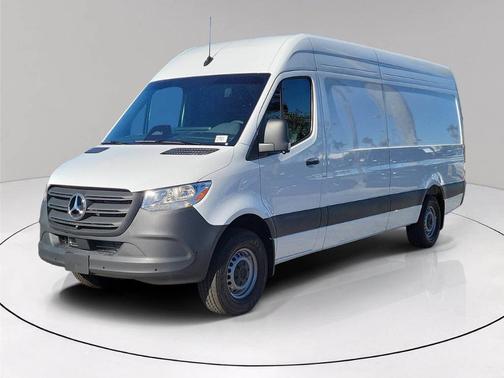 2026 Mercedes-Benz Sprinter 2500 High Roof