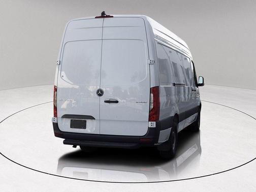 2026 Mercedes-Benz Sprinter 2500 170 WB