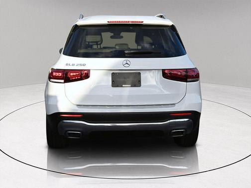 2021 Mercedes-Benz GLB 250 Base