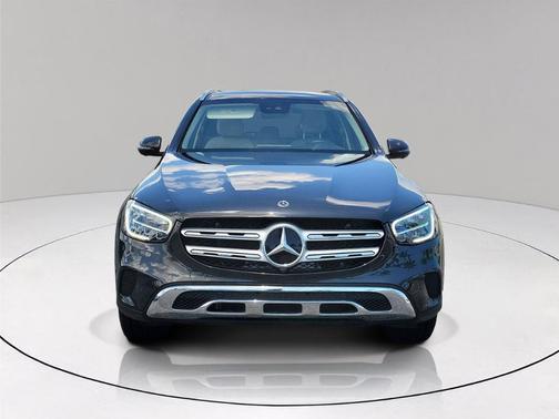 Graphite Gray Metallic 2022 Mercedes-Benz GLC 300 Base