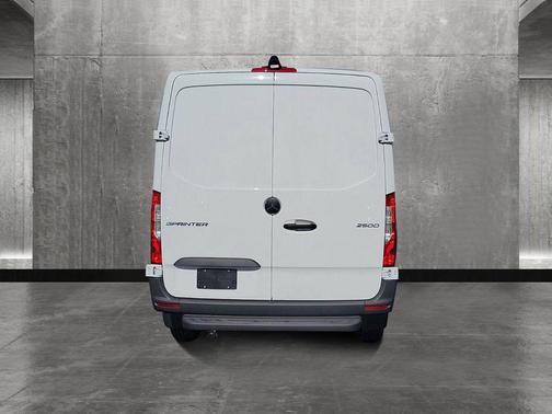 2025 Mercedes-Benz Sprinter 2500 Standard Roof