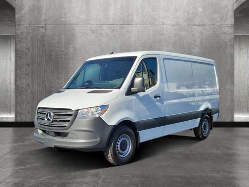 2025 Mercedes-Benz Sprinter 2500 Standard Roof