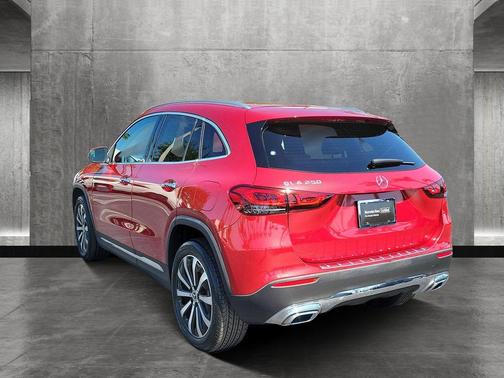 2022 Mercedes-Benz GLA 250 Base
