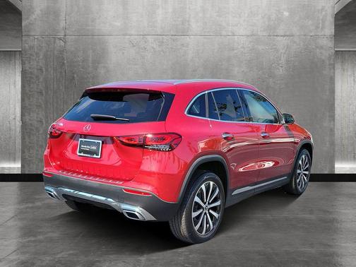 2022 Mercedes-Benz GLA 250 Base