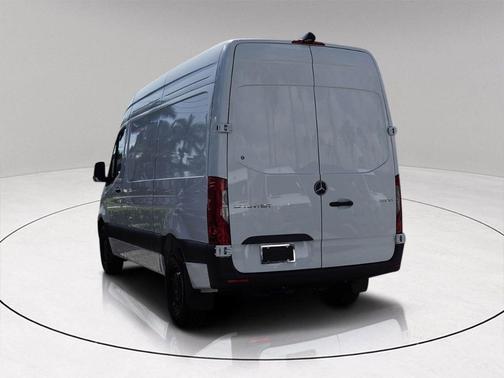 2025 Mercedes-Benz Sprinter 2500 Standard Roof