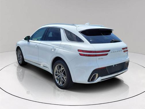Alta White 2024 Genesis GV70 2.5T