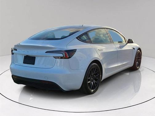 2025 Tesla Model 3 Long Range