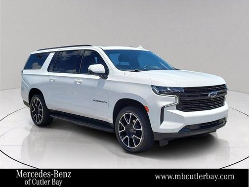 Summit White 2024 Chevrolet Suburban RST