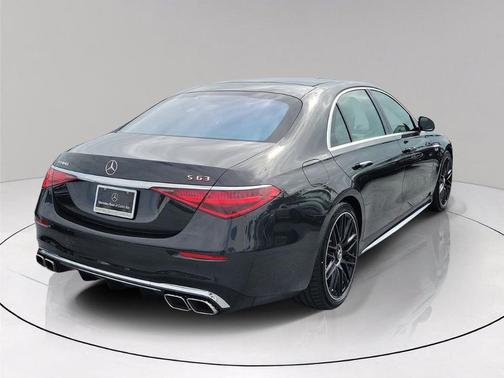 Graphite Gray Metallic 2026 Mercedes-Benz AMG S 63 E Base