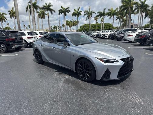 2024 Lexus IS 350