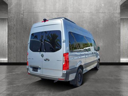 2025 Mercedes-Benz Sprinter 2500 144 WB Standard Roof Passenger