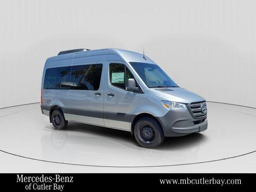 2025 Mercedes-Benz Sprinter 2500 144 WB Standard Roof Passenger