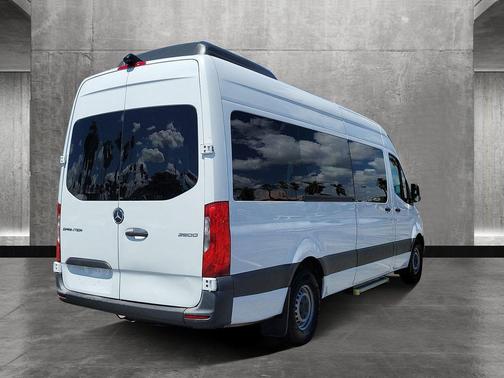 2022 Mercedes-Benz Sprinter 2500 170 WB