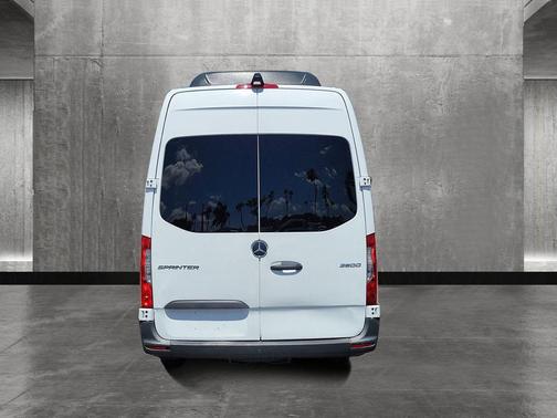 2022 Mercedes-Benz Sprinter 2500 170 WB