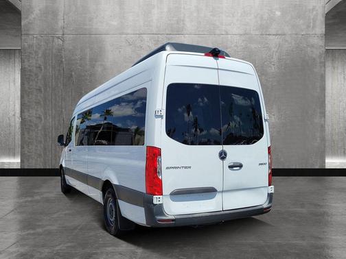 2022 Mercedes-Benz Sprinter 2500 170 WB