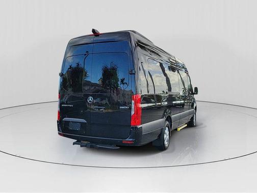 2025 Mercedes-Benz Sprinter 2500 170 WB High Roof Extended Cargo