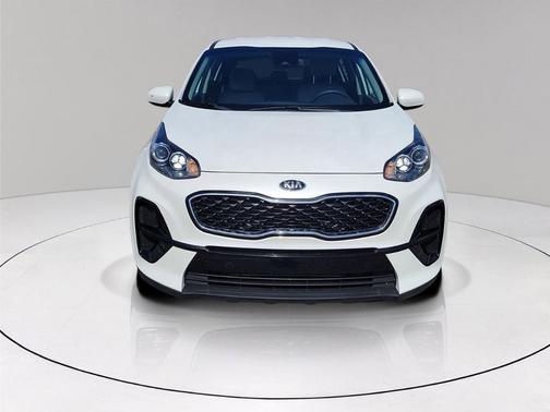 Snow White Pearl 2021 Kia Sportage LX