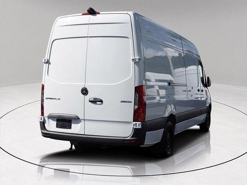 2025 Mercedes-Benz Sprinter 2500 High Roof