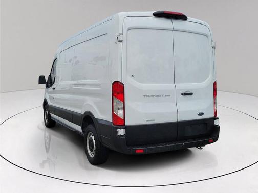 Oxford White 2023 Ford Transit-250 Base