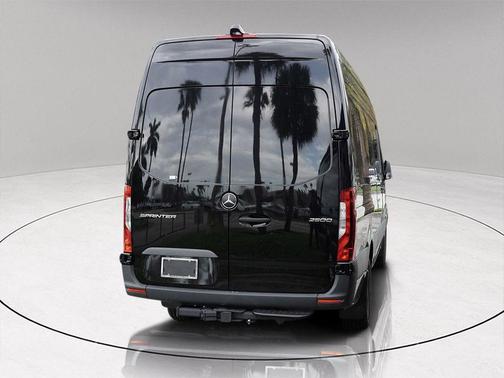 2025 Mercedes-Benz Sprinter 2500 High Roof