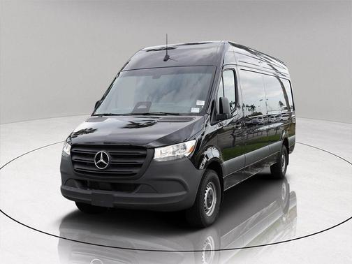 2025 Mercedes-Benz Sprinter 2500 High Roof