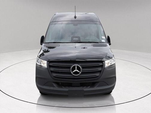 2025 Mercedes-Benz Sprinter 2500 High Roof